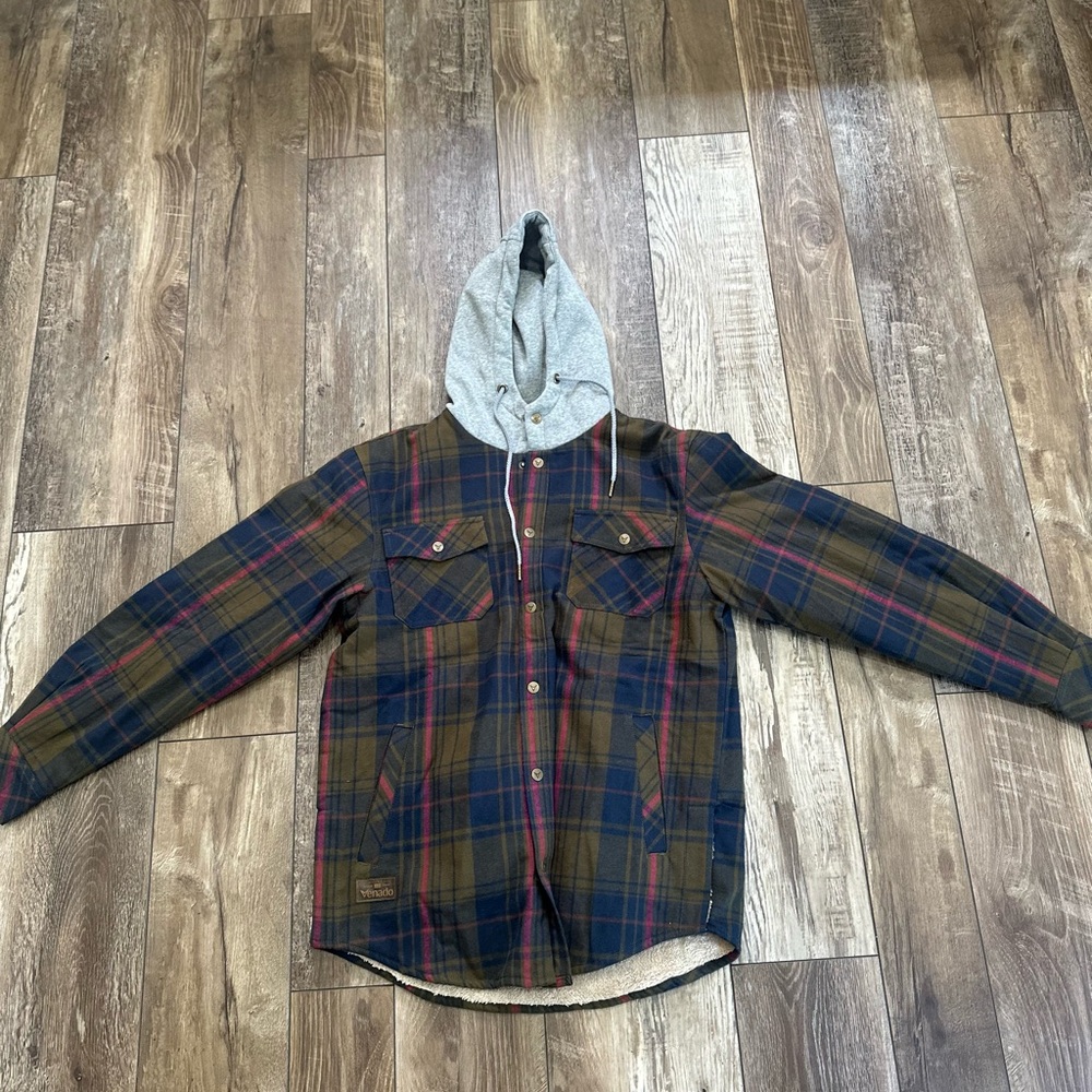 Venado Flannel with hood